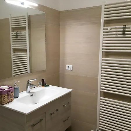 Appartamento Con Due Camere Da Letto E Free Park Vérone Extérieur photo