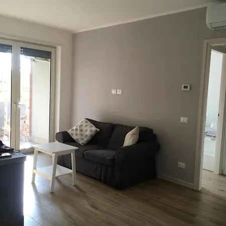 Appartamento Con Due Camere Da Letto E Free Park Vérone Extérieur photo